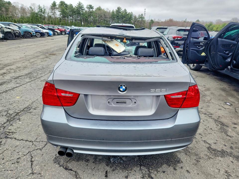 2011 BMW 3 series VIN WBAPK7C56BA820635 COPART salvage auction — ALL OVER, RI - SALVAGE CERTIFICATE OF TITLE (P), sold $125 on 2026-07-23 (photo 6)