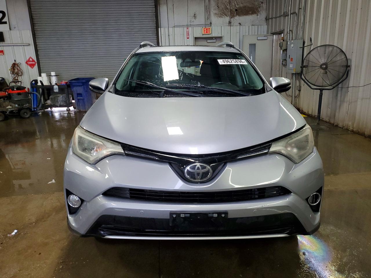 2016 Toyota RAV4 VIN 2T3RFREV5GW452305 COPART salvage auction — Rear End, IL - SALVAGE CERTIFICATE, sold $4,000 on 2026-07-02 (photo 5)