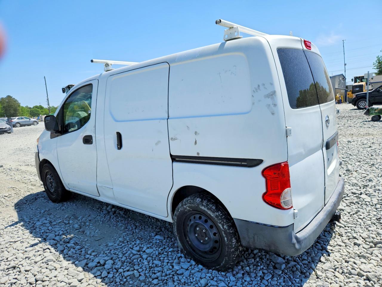 2015 Nissan NV 200 VIN 3N6CM0KN2FK728864 COPART salvage auction — Normal Wear, NV - DEALER ONLY CLEAN TITLE, sold $2,300 on 2026-07-09 (photo 2)