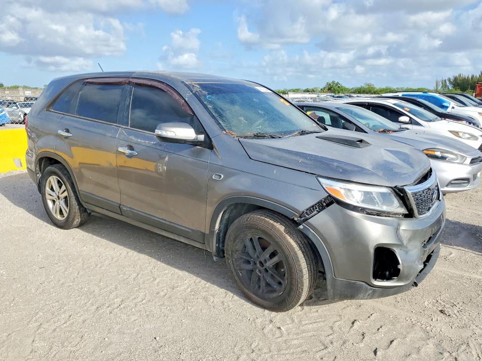 2014 Kia Sorento VIN 5XYKT3A6XEG535990 COPART salvage auction — FRONT END, Fl - Cert Of Title-Slvg Rebld Flood, sold $1,250 on 2026-07-29 (photo 4)