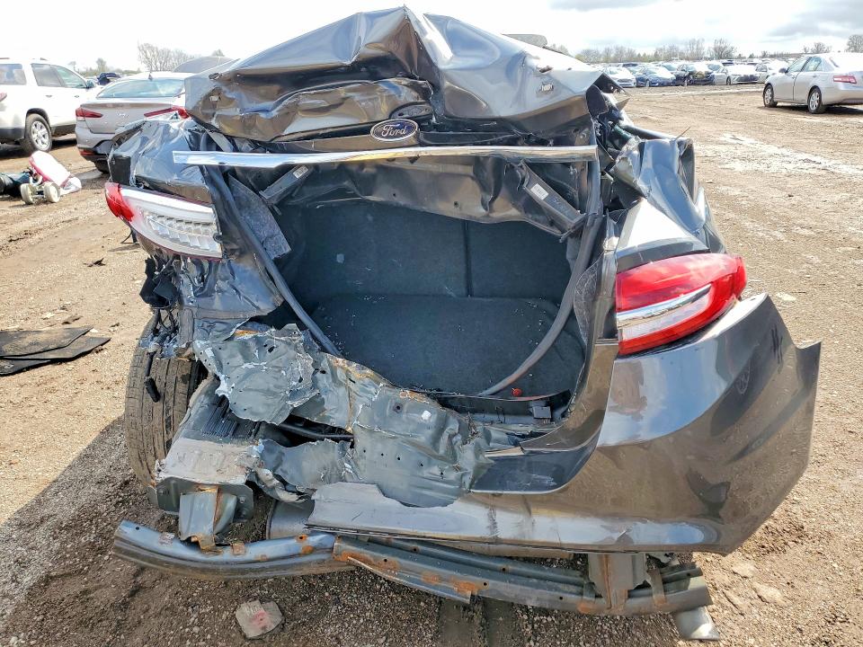 2017 Ford Fusion VIN 3FA6P0G77HR347139 COPART salvage auction — REAR END, Il - Salvage Certificate, sold $825 on 2026-07-02 (photo 6)