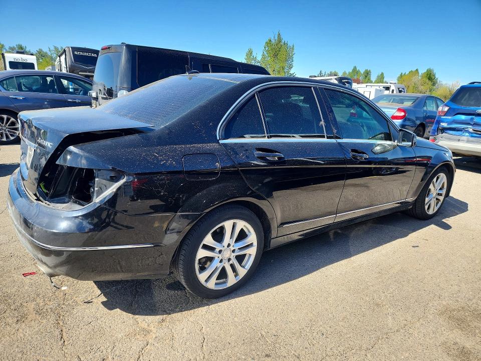 2013 Mercedes-benz VIN WDDGF8AB0DR257095 COPART salvage auction — REAR END, Or - Lien Papers Salvage, sold $1,700 on 2026-08-03 (photo 3)
