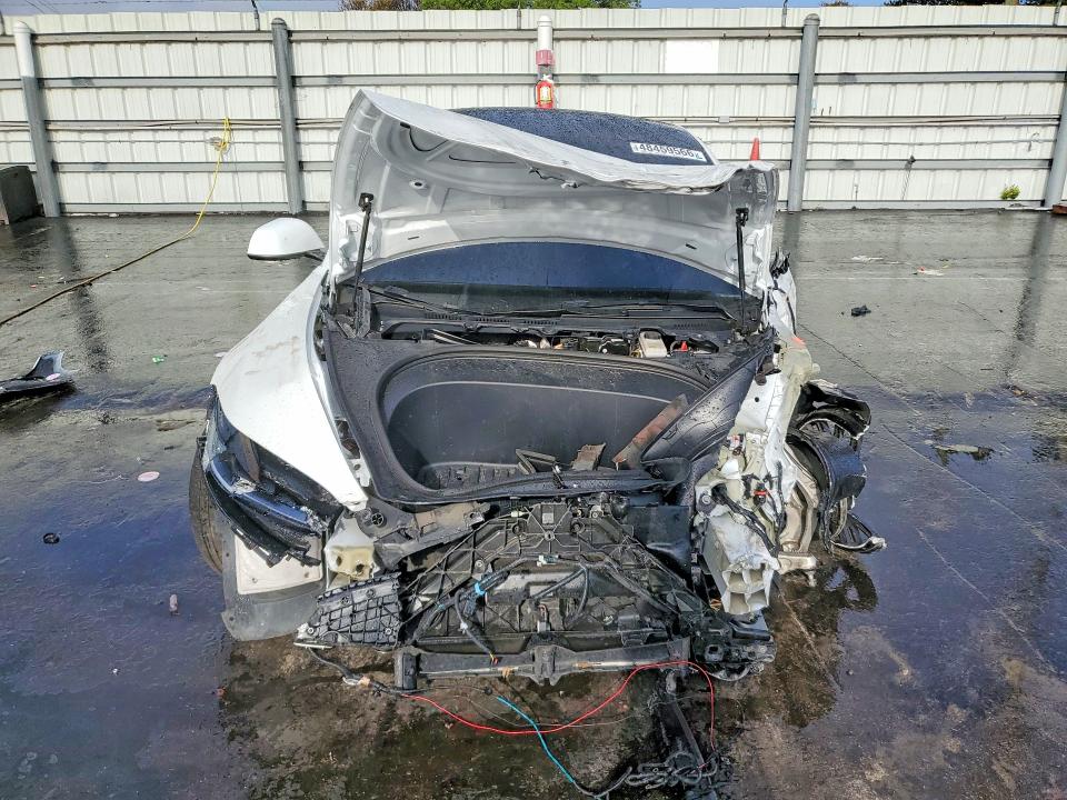2025 Tesla Model 3 VIN 5YJ3E1EA5SF027799 COPART salvage auction — FRONT END, FL - CERTIFICATE OF DESTRUCTION, sold $5,600 on 2026-07-02 (photo 5)