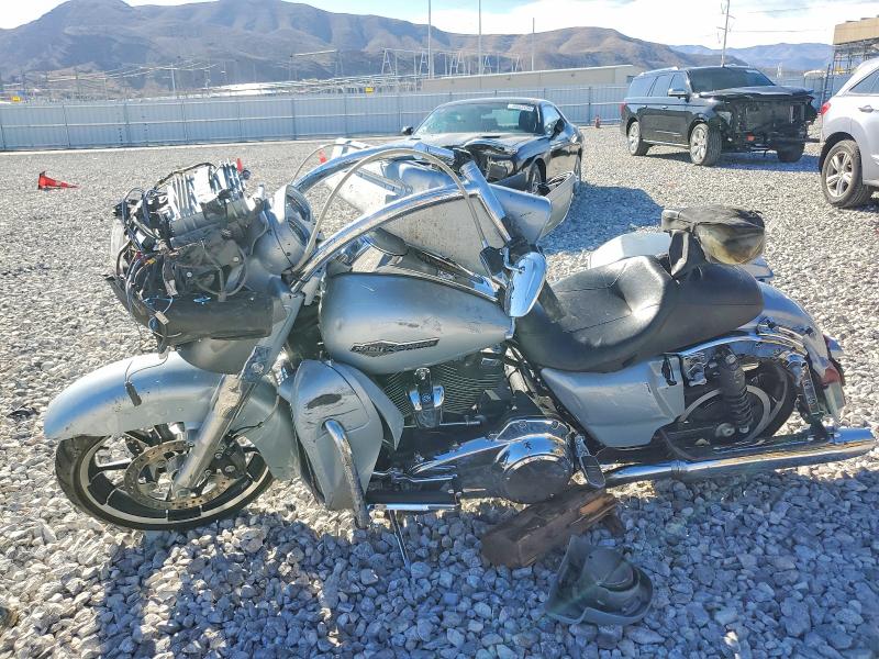 2023 Harley-davidson Fl VIN 1HD1KHC26PB608158 COPART salvage auction — FRONT END, Ca - Salvage Certificate, sold $4,800 on 2026-07-09 (photo 3)