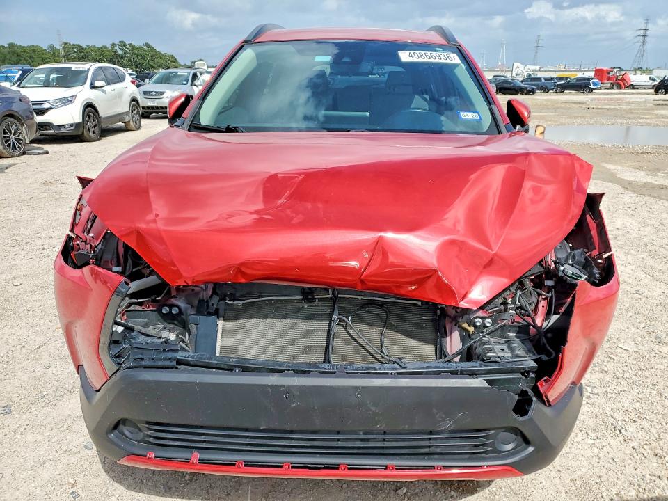 2022 Toyota Corolla cross VIN 7MUCAAAG6NV006228 COPART salvage auction — FRONT END, Tx - Salvage Vehicle Title, sold $4,550 on 2026-07-10 (photo 5)