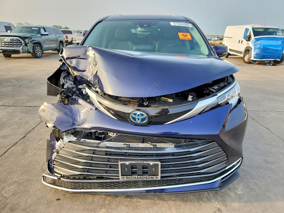 2023 Toyota Sienna VIN 5TDZRKEC7PS178913 COPART salvage auction — FRONT END, Tx - Certificate Of Title, sold $15,000 on 2026-07-09 (photo 5)
