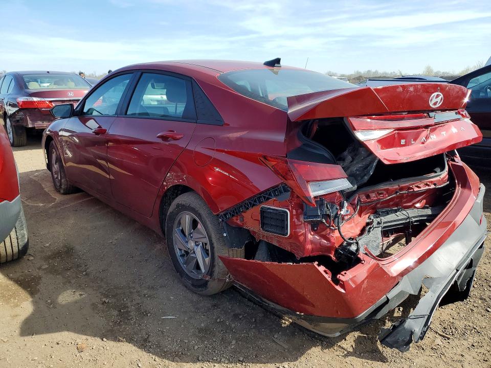 2025 Hyundai Elantra VIN KMHLL4DG5SU992338 COPART salvage auction — REAR END, Il - Salvage Certificate, sold $7,000 on 2026-07-28 (photo 2)