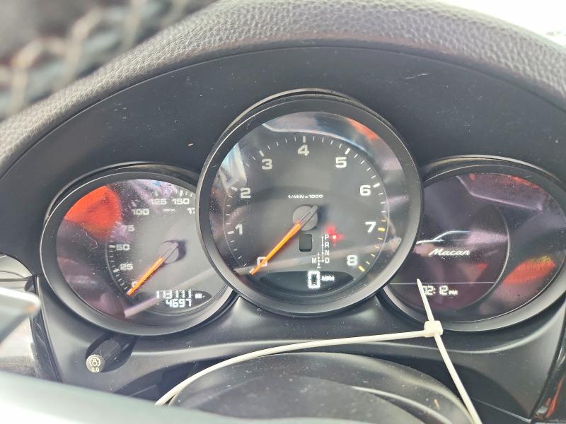 2017 Porsche Macan VIN WP1AA2A51HLB05601 COPART salvage auction — NORMAL WEAR, TX - CERTIFICATE OF TITLE (P), sold $7,000 on 2026-07-30 (photo 9)