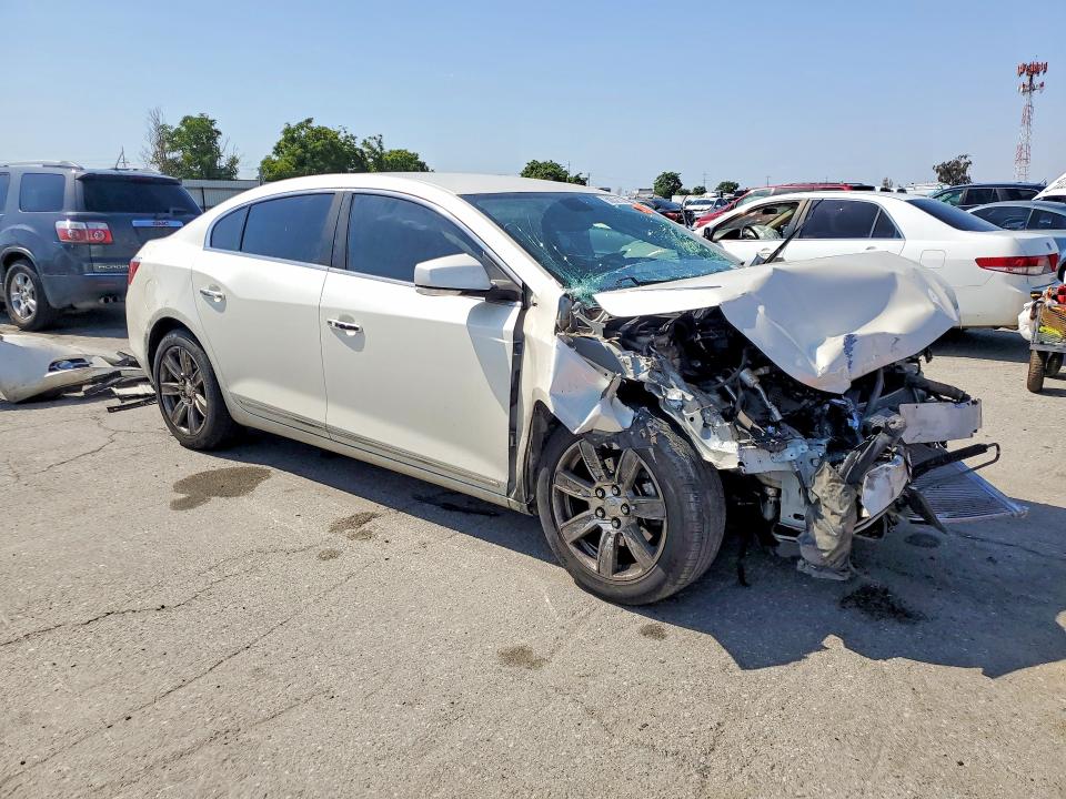 2010 Buick . VIN 1G4GC5EG7AF213773 COPART salvage auction — FRONT END, Ca - Non-Repairable Vehicle Cert, sold $225 on 2026-07-10 (photo 4)