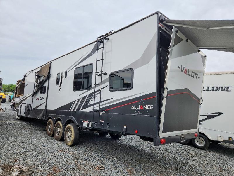 2022 Alliance rv Valor VIN 7M5FV4432NA005561 COPART salvage auction — SIDE, GA - CERT OF TITLE-SALVAGE, sold $850 on 2026-07-30 (photo 3)