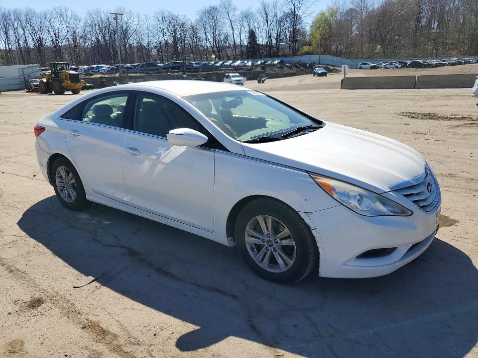 2012 Hyundai Sonata VIN 5NPEB4AC3CH411089 COPART salvage auction — MINOR DENT/SCRATCHES, NY - CERTIFICATE OF TITLE, sold $350 on 2026-07-02 (photo 4)