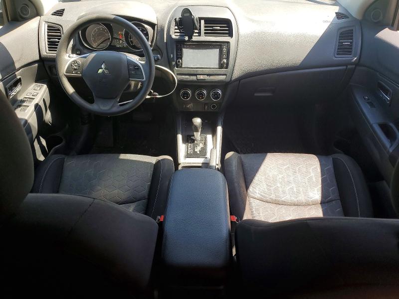 2021 Mitsubishi Outlander VIN JA4APUAU0MU007063 COPART salvage auction — SIDE, NJ - CERT OF TITLE-SALVAGE, sold $4,000 on 2026-07-02 (photo 8)