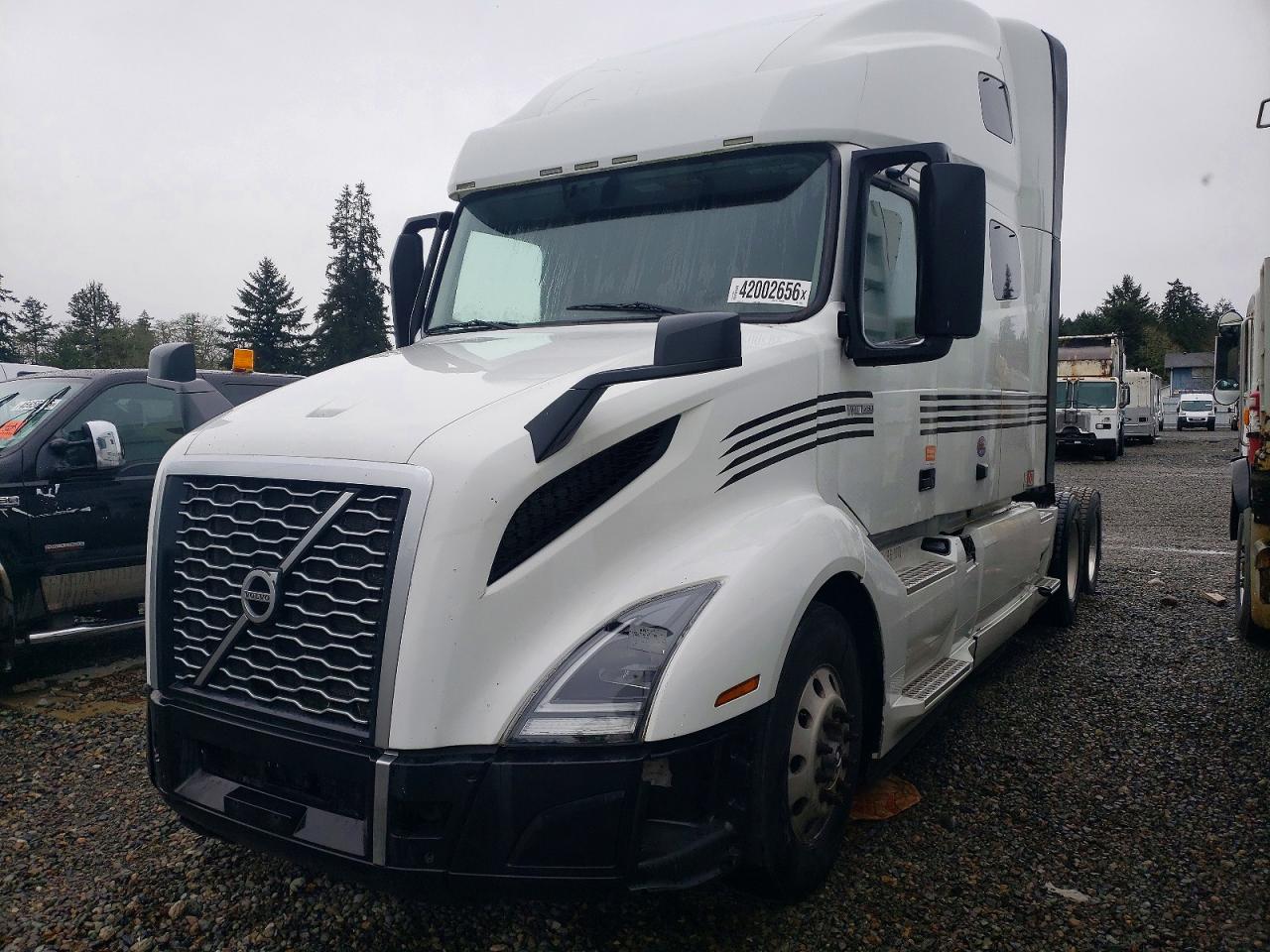 2019 Volv Vn VIN 4V4NC9EH8KN193833 COPART salvage auction — Mechanical, PA - CERT OF TITLE, sold $11,100 on 2026-07-07 (photo 2)