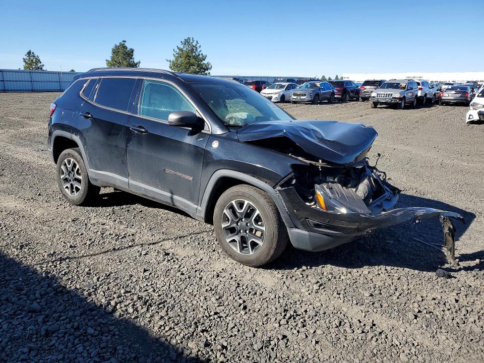 2021 Jeep Compass VIN 3C4NJDDB0MT599805 COPART salvage auction — FRONT END, Id - Certificate Of Title, sold $400 on 2026-07-09 (photo 4)
