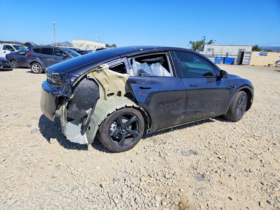 2026 Tesla Model y VIN 7SAYGDED2TF414021 COPART salvage auction — REAR END, Ca - Salvage Certificate, sold $16,300 on 2026-07-07 (photo 3)
