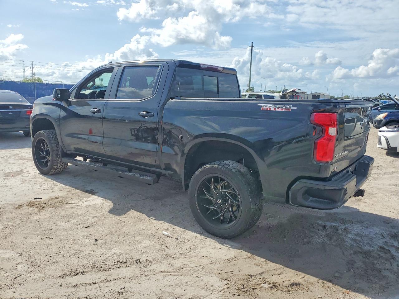 2022 Chevrolet Silverado VIN 3GCUDFET4NG567102 COPART salvage auction — Mechanical, FL - CERT OF TITLE SLVG REBUILDABLE, sold $14,500 on 2026-07-01 (photo 2)