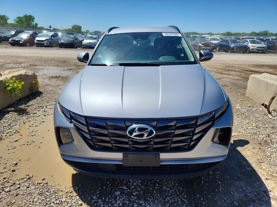 2022 Hyundai Tucson VIN KM8JBCA14NU030783 COPART salvage auction — MINOR DENT/SCRATCHES, NY - CERTIFICATE OF TITLE, sold $14,200 on 2026-07-28 (photo 5)