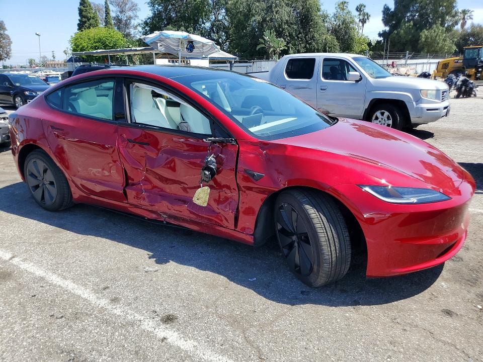 2025 Tesla Model 3 VIN 5YJ3E1EB0SF909147 COPART salvage auction — SIDE, Ca - Salvage Certificate, sold $13,300 on 2026-07-31 (photo 4)