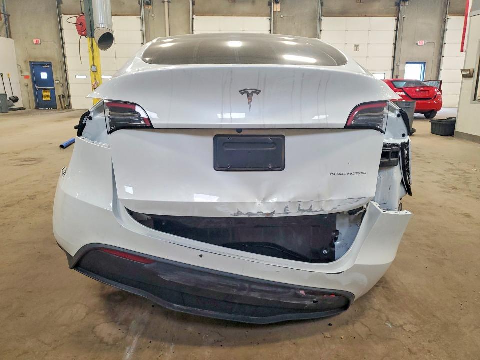 2023 Tesla Model y VIN 7SAYGDEE4PF762045 COPART salvage auction — REAR END, Mn - Cert Of Title-Salvage, sold $15,200 on 2026-07-14 (photo 6)