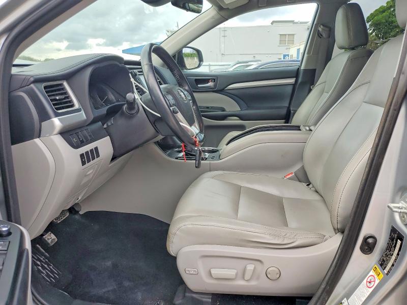 2017 Toyota Highlander VIN 5TDJZRFHXHS522686 COPART salvage auction — FRONT END, Il - Salvage Certificate, sold $25 on 2026-07-28 (photo 7)