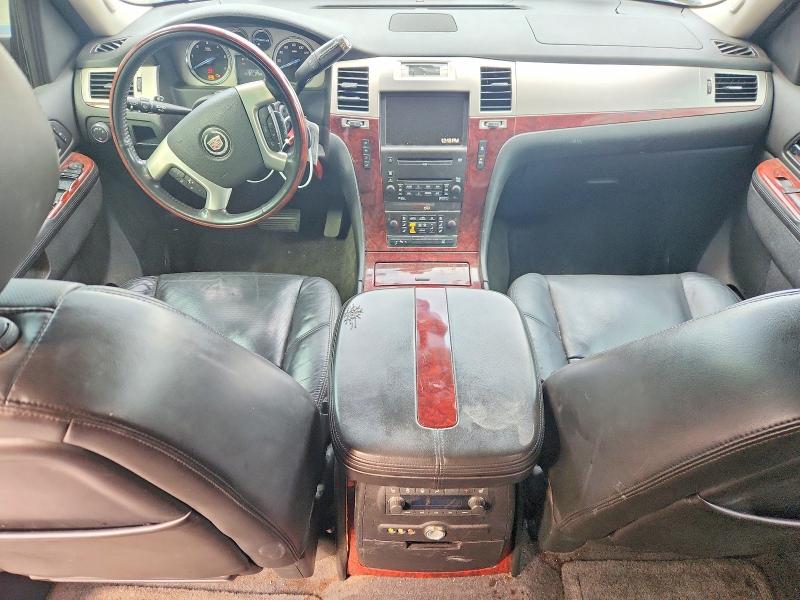 2010 Cadillac Escalade VIN 1GYUKCEFXAR171484 COPART salvage auction — FRONT END, Ar - Cert Of Title-Salvage, sold $1,900 on 2026-07-09 (photo 8)