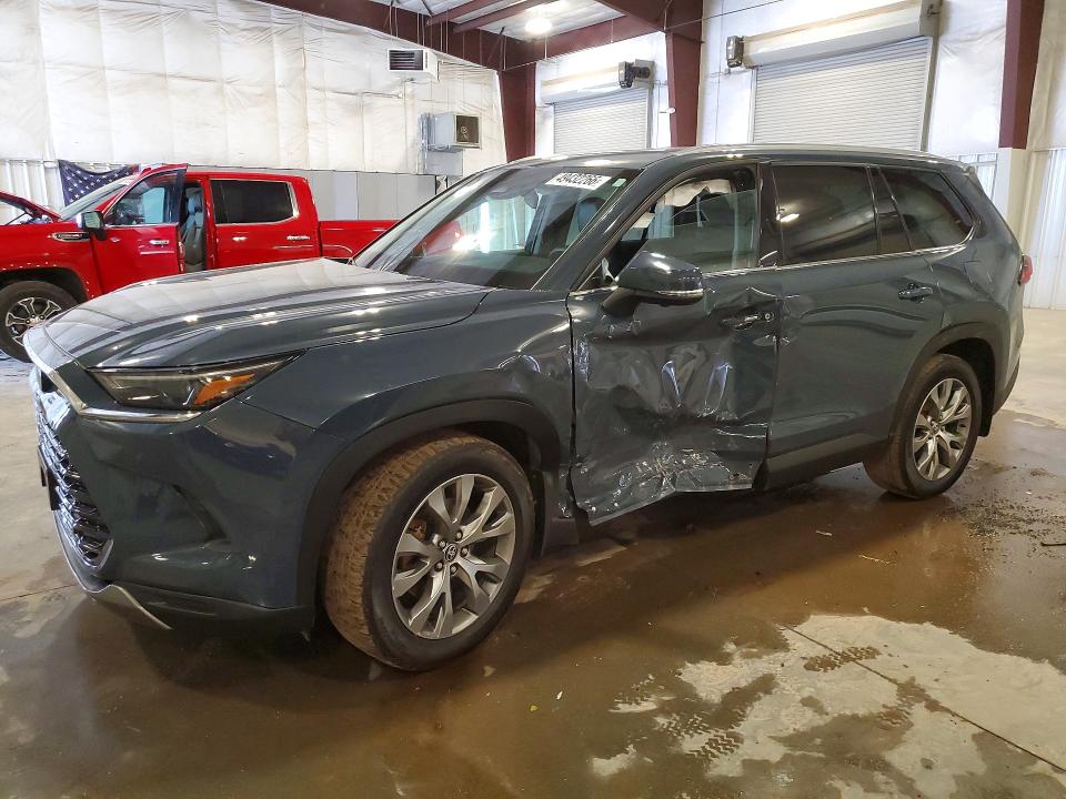 2024 Toyota Highlander VIN 5TDAAAB51RS032725 COPART salvage auction — SIDE, MN - CERT OF TITLE-SALVAGE, sold $23,900 on 2026-07-20 (photo 1)