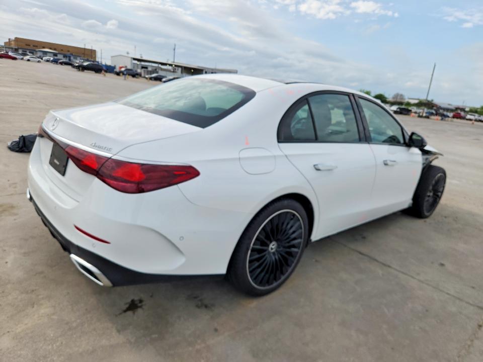 2024 Mercedes-benz E-klasse VIN W1KLF6BB9RA044475 COPART salvage auction — FRONT END, Tx - Certificate Of Title, sold $4,000 on 2026-07-30 (photo 3)