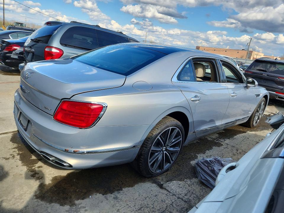 2024 Bentley Flying spur VIN SCBBR6ZG3RC017360 COPART salvage auction — UNDERCARRIAGE, Ga - Clean Title With Theft History, sold $36,500 on 2026-07-29 (photo 3)