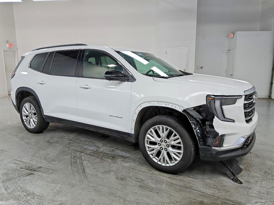 2024 Gmc Acadia VIN 1GKENNKS2RJ200070 COPART salvage auction — MINOR DENT/SCRATCHES, IN - CERTIFICATE OF TITLE, sold $24,750 on 2026-07-23 (photo 4)