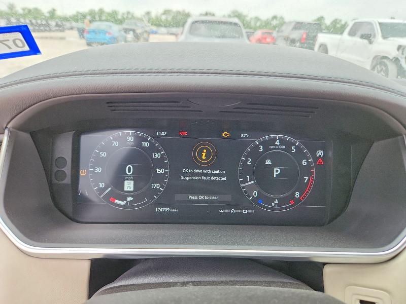 2019 Land rover RANGE ROVER VIN SALGS5RE9KA532048 COPART salvage auction — SIDE, Tx - Salvage Vehicle Title, sold $350 on 2026-07-24 (photo 9)