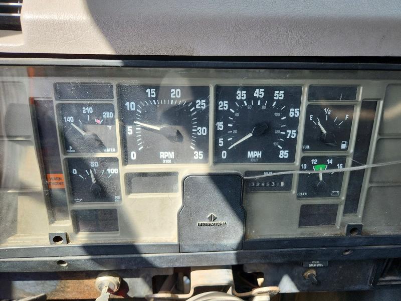 2000 International 4000 series VIN 1HTSCAAM7YH260161 COPART salvage auction — NORMAL WEAR, Fl - Certificate Of Title, sold $1,800 on 2026-07-06 (photo 9)