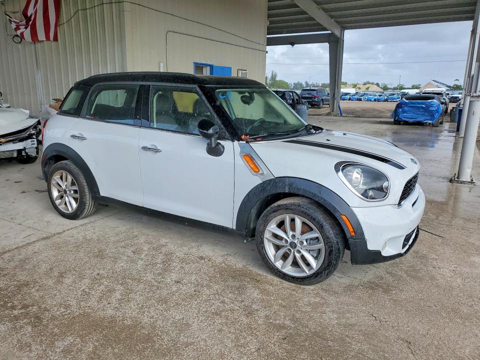 2012 Mini Cooper VIN WMWZC3C56CWL86560 COPART salvage auction — MINOR DENT/SCRATCHES, Fl - Cert Of Title-Slvg Rebld Flood, sold $2,450 on 2026-07-29 (photo 4)