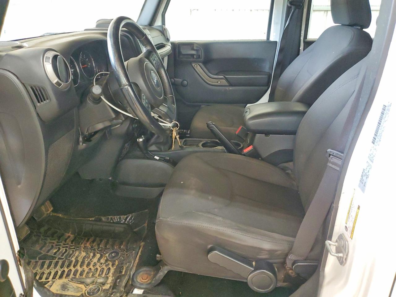 2017 Jeep Wrangler Unlimited VIN 1C4BJWDGXHL524542 COPART salvage auction — Minor Dent/Scratches, NC - DEALER ONLY CLEAN TITLE, sold $7,100 on 2026-07-01 (photo 7)