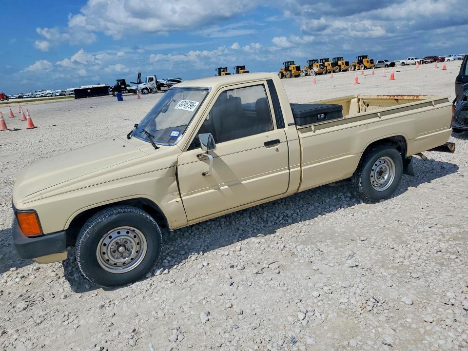 1984 Toyota Pickup VIN JT4RN55R9E0046284 COPART salvage auction — BURN, Tx - Certificate Of Title, sold $1,550 on 2026-07-16 (photo 1)