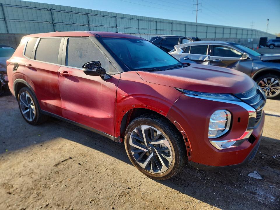 2024 Mitsubishi Outlander VIN JA4J4VA82RZ012440 COPART salvage auction — SIDE, Nm - Cert Of Title-Salvage, sold $7,500 on 2026-07-30 (photo 4)