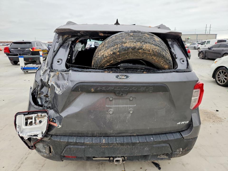 2022 Ford Explorer VIN 1FMSK8JH7NGA20973 COPART salvage auction — ALL OVER, Tx - Nonrepairable Title, sold $1,800 on 2026-07-02 (photo 6)