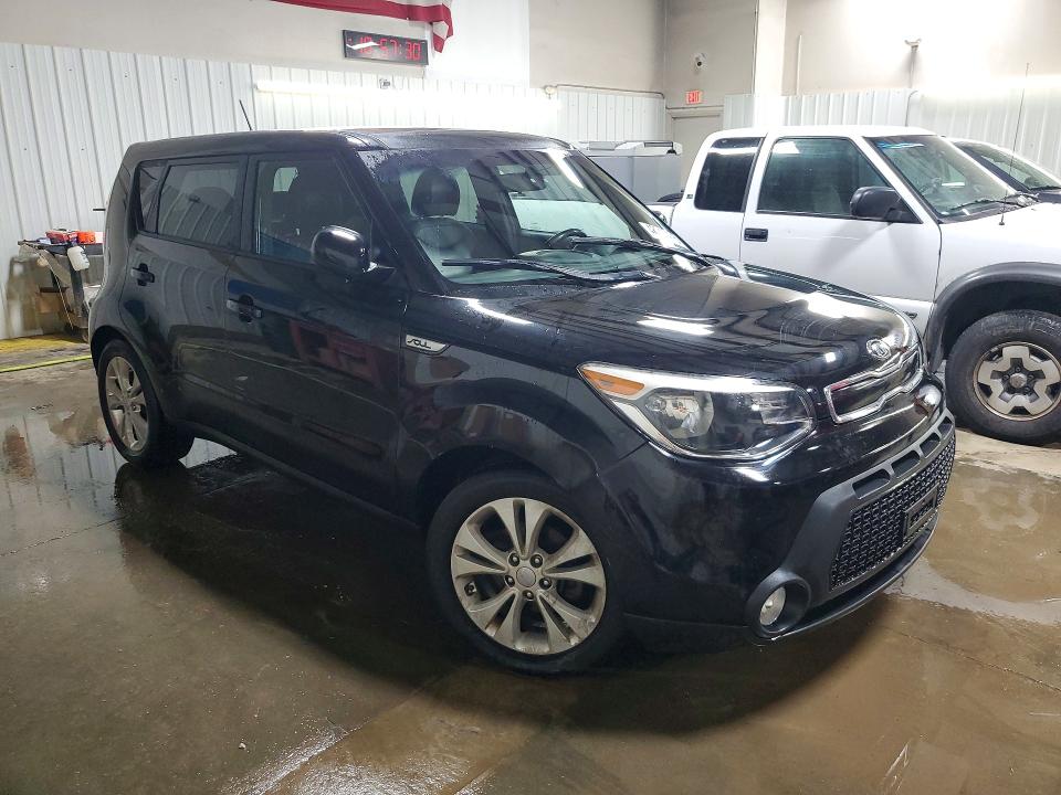 2015 Kia Soul VIN KNDJP3A59F7225836 COPART salvage auction — WATER/FLOOD, Il - Salvage Cert-Flood, sold $250 on 2026-07-21 (photo 4)