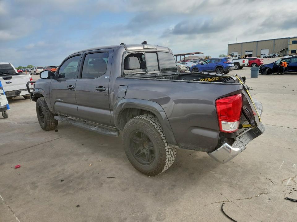 2017 Toyota Tacoma VIN 5TFAZ5CNXHX053211 COPART salvage auction — REAR END, Tx - Salvage Vehicle Title, sold $5,400 on 2026-07-02 (photo 2)