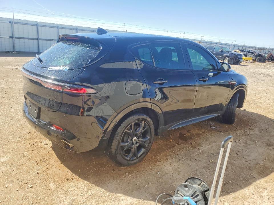 2024 Dodge Hornet VIN ZACPDFDW2R3A16932 COPART salvage auction — MINOR DENT/SCRATCHES, Tx - Certificate Of Title, sold $16,200 on 2026-07-07 (photo 3)