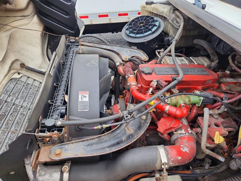2016 Freigliner VIN 1FUBCYDT7GHHA4363 COPART salvage auction — MINOR DENT/SCRATCHES, OK - CERTIFICATE OF TITLE, sold $1,000 on 2026-07-08 (photo 7)