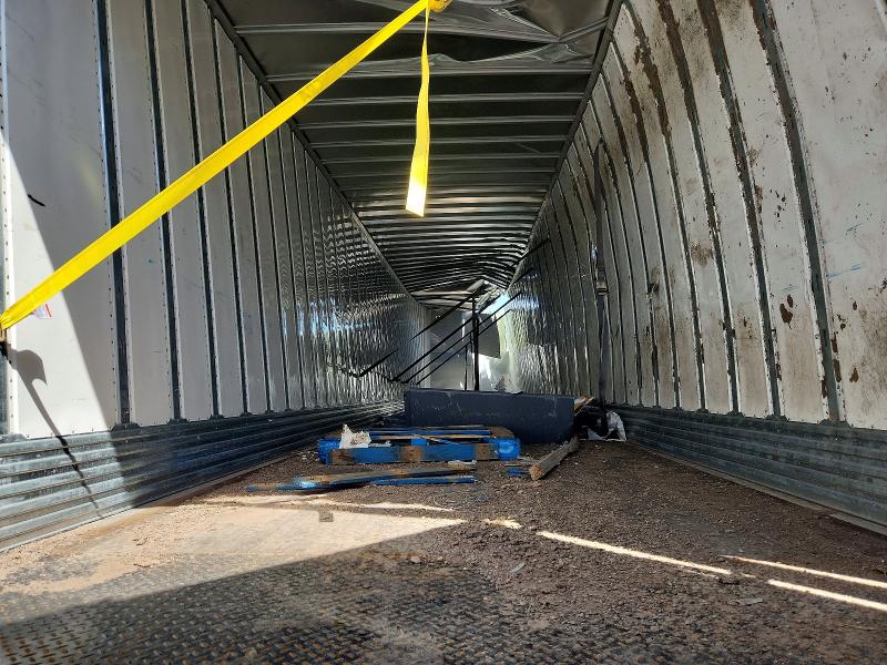 2026 Utility trailer VIN 1UYVS2533T7560607 COPART salvage auction — ALL OVER, PA - CERTIFICATE OF SALVAGE, sold $2,200 on 2026-07-30 (photo 6)