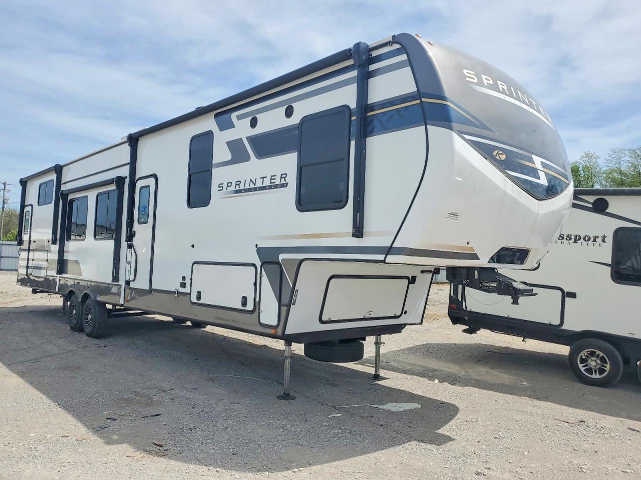 2025 Keys Sprinter Series VIN 4YDFSTV20S4530607 — COPART salvage auction photo