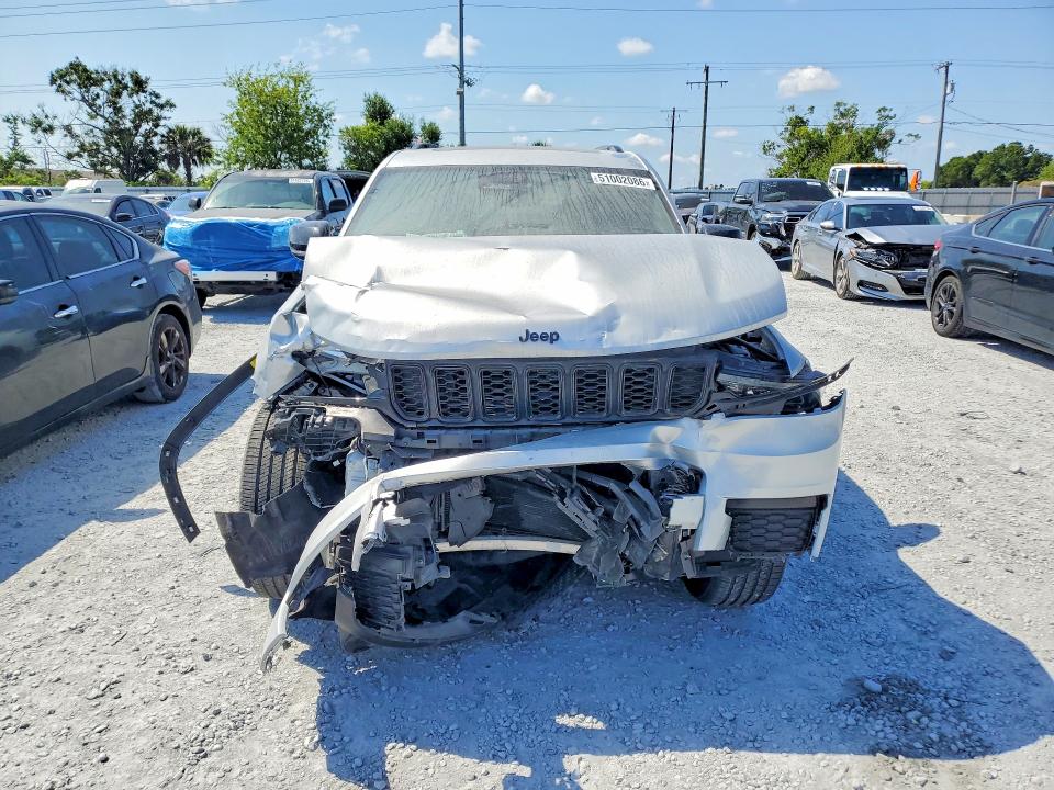 2023 Jeep Grand cherokee VIN 1C4RJKAG0P8842070 COPART salvage auction — FRONT END, Fl - Cert Of Title Slvg Rebuildable, sold $10,600 on 2026-07-08 (photo 5)