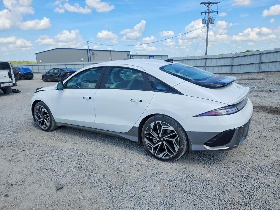 2025 Hyundai Ioniq 6 VIN KMHM34AC4SA114231 COPART salvage auction — FRONT END, Nc - Salvage Certificate Of Title, sold $7,200 on 2026-07-29 (photo 2)