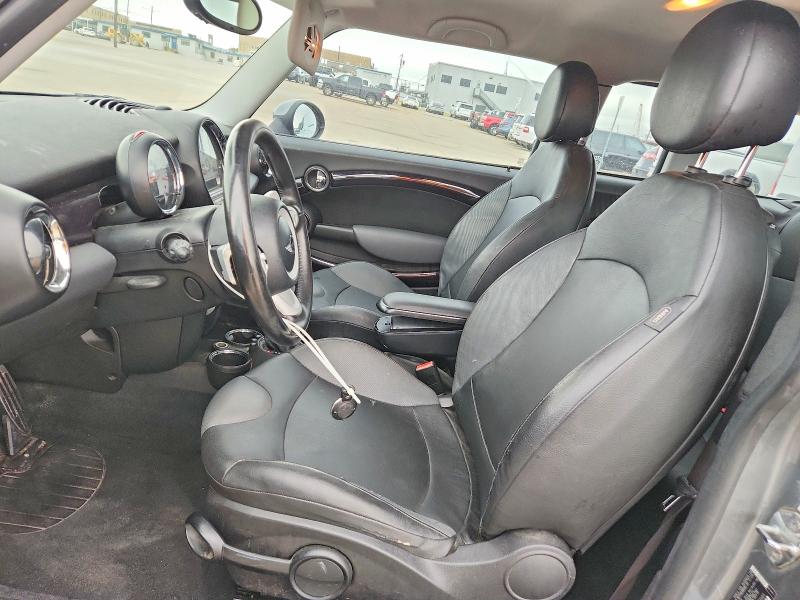 2009 Mini Cooper VIN WMWMM33579TP91585 COPART salvage auction — FRONT END, Tx - Certificate Of Title, sold $1,150 on 2026-07-06 (photo 7)