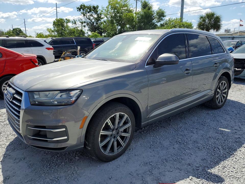 2017 Audi Q7 VIN WA1LAAF7XHD033655 COPART salvage auction — NORMAL WEAR, FL - CERTIFICATE OF TITLE (P), sold $4,700 on 2026-07-31 (photo 1)