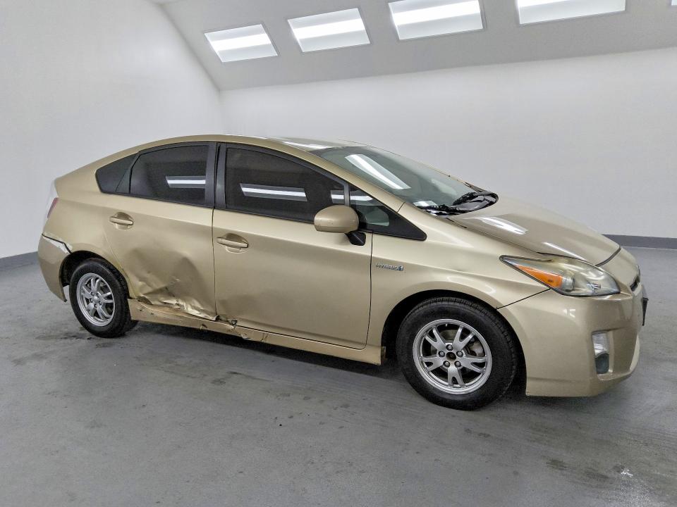 2011 Toyota Prius VIN JTDKN3DU9B1463308 COPART salvage auction — SIDE, In - Cert Of Title - Rebuilt Vehicl, sold $625 on 2026-07-02 (photo 4)