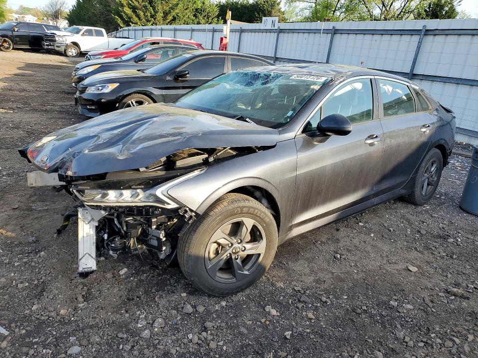 2021 Kia K5 VIN 5XXG14J21MG015792 COPART salvage auction — ROLLOVER, Salvage Title, sold $575 on 2026-08-24 (photo 1)