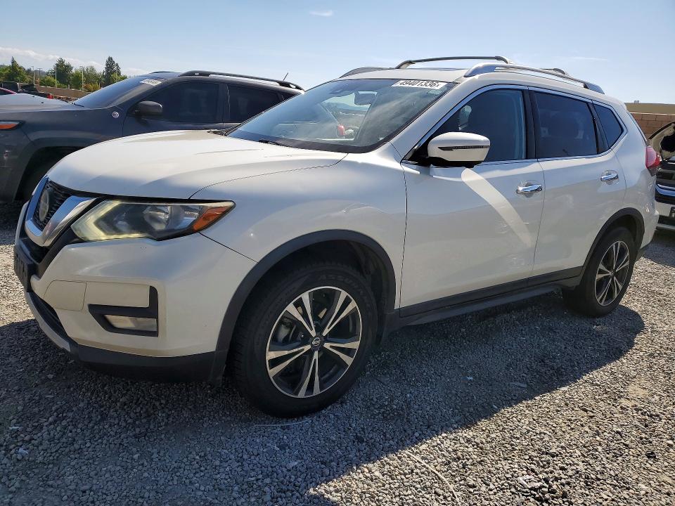 2020 Nissan Rogue VIN JN8AT2MV6LW109548 COPART salvage auction — MINOR DENT/SCRATCHES, CA - SALVAGE CERTIFICATE, sold $4,900 on 2026-07-08 (photo 1)