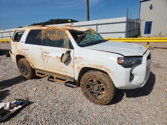 2023 Toyota 4runner VIN JTEEU5JR2P5294823 COPART salvage auction — ROOF, Al - Cert Of Title-Salvage Title, sold $7,700 on 2026-07-15 (photo 4)